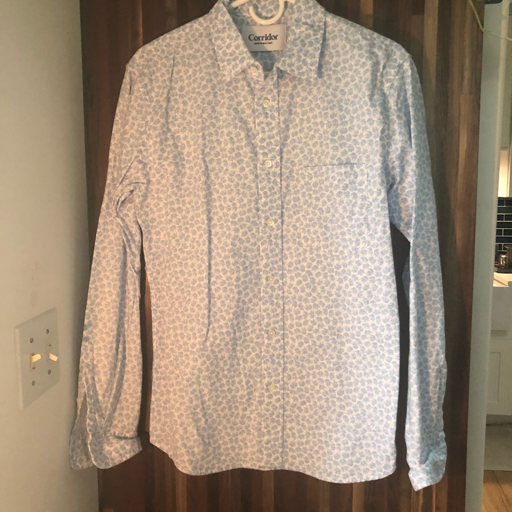 Size small Corridor NYC button up, like new